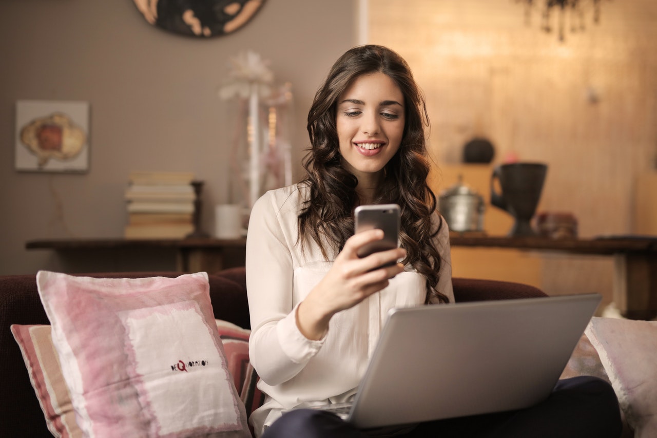 How Your Phone Can Ruin Your Relationship